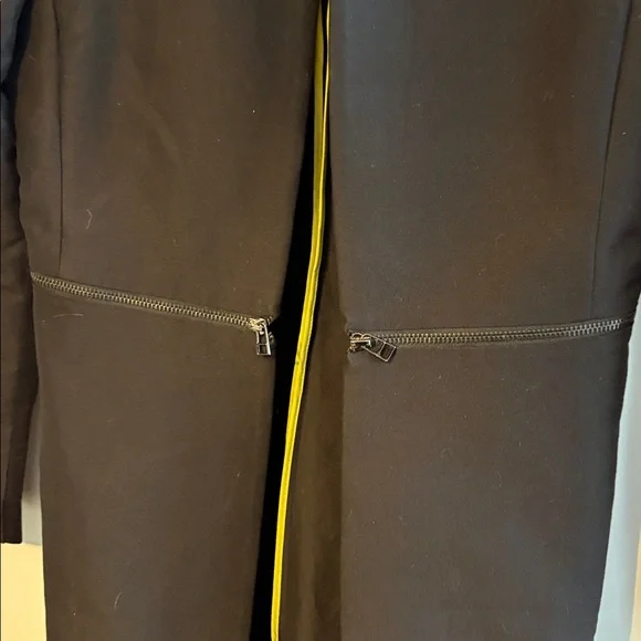 BCBG trench coat - Picture 6 of 13